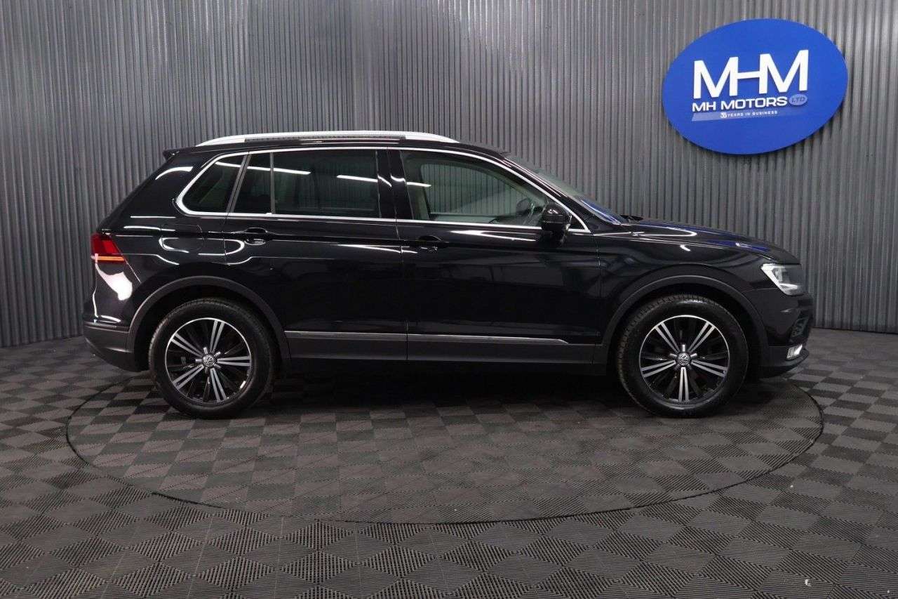 2017 VOLKSWAGEN TIGUAN 2017 VOLKSWAGEN TIGUAN