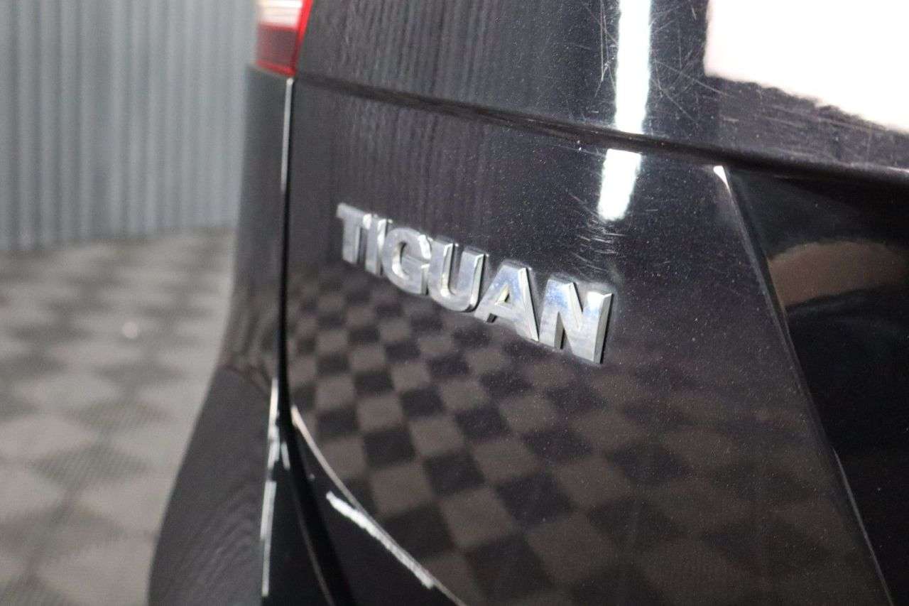2017 VOLKSWAGEN TIGUAN 2017 VOLKSWAGEN TIGUAN