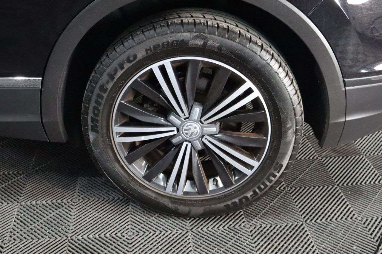2017 VOLKSWAGEN TIGUAN 2017 VOLKSWAGEN TIGUAN
