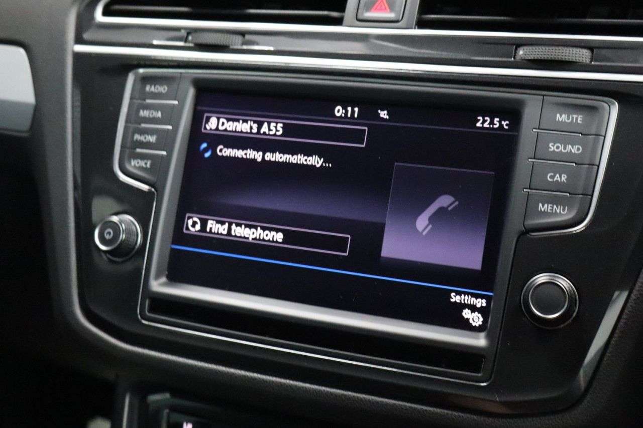 2017 VOLKSWAGEN TIGUAN 2017 VOLKSWAGEN TIGUAN