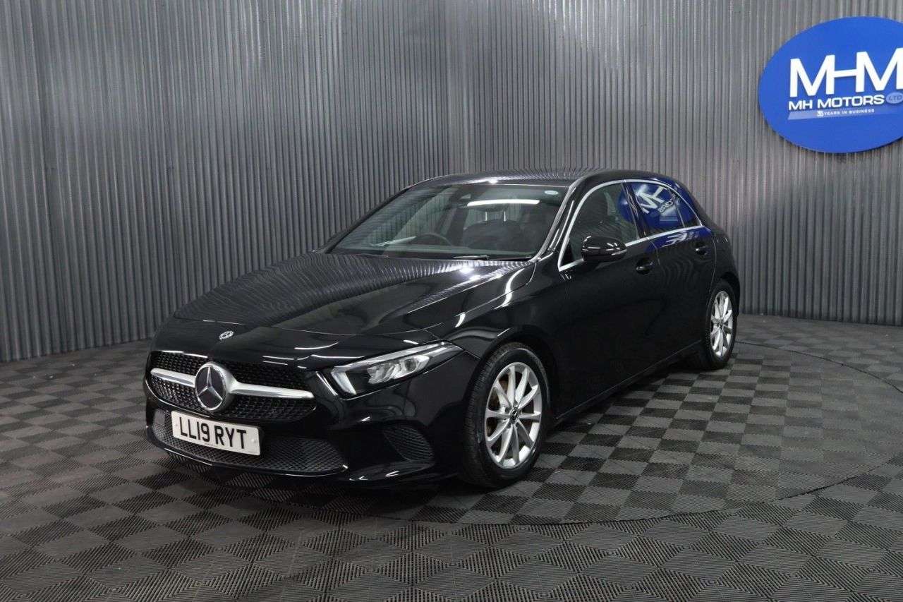 A 2019 MERCEDES-BENZ A CLASS 1.5 A180d Sport Hatchback 5dr Diesel 7G-DCT Euro 6 (s/s) (116 ps) LONG MOT A 2019 MERCEDES-BENZ A CLASS 1.5 A180d Sport Hatchback 5dr Diesel 7G-DCT Euro 6 (s/s) (116 ps) LONG MOT
