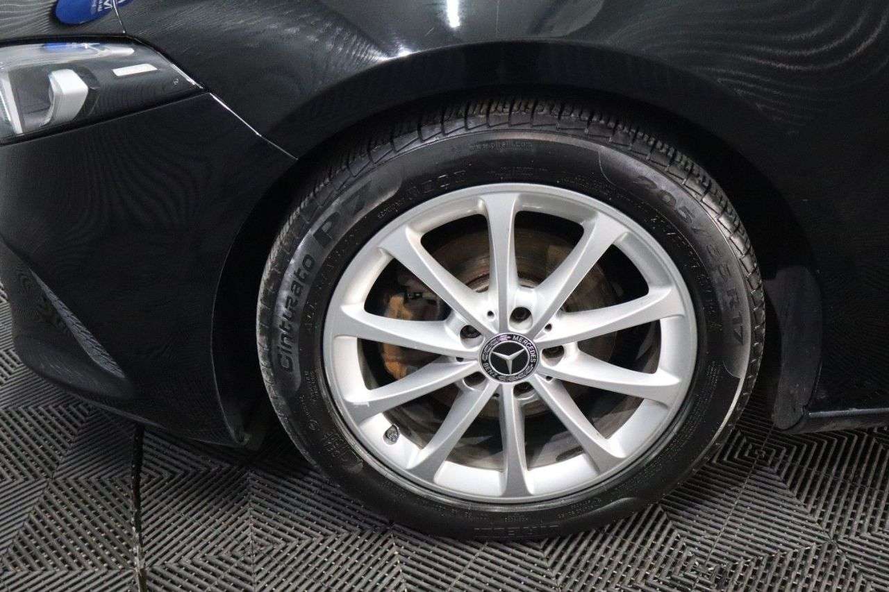 2019 MERCEDES-BENZ A CLASS 2019 MERCEDES-BENZ A CLASS