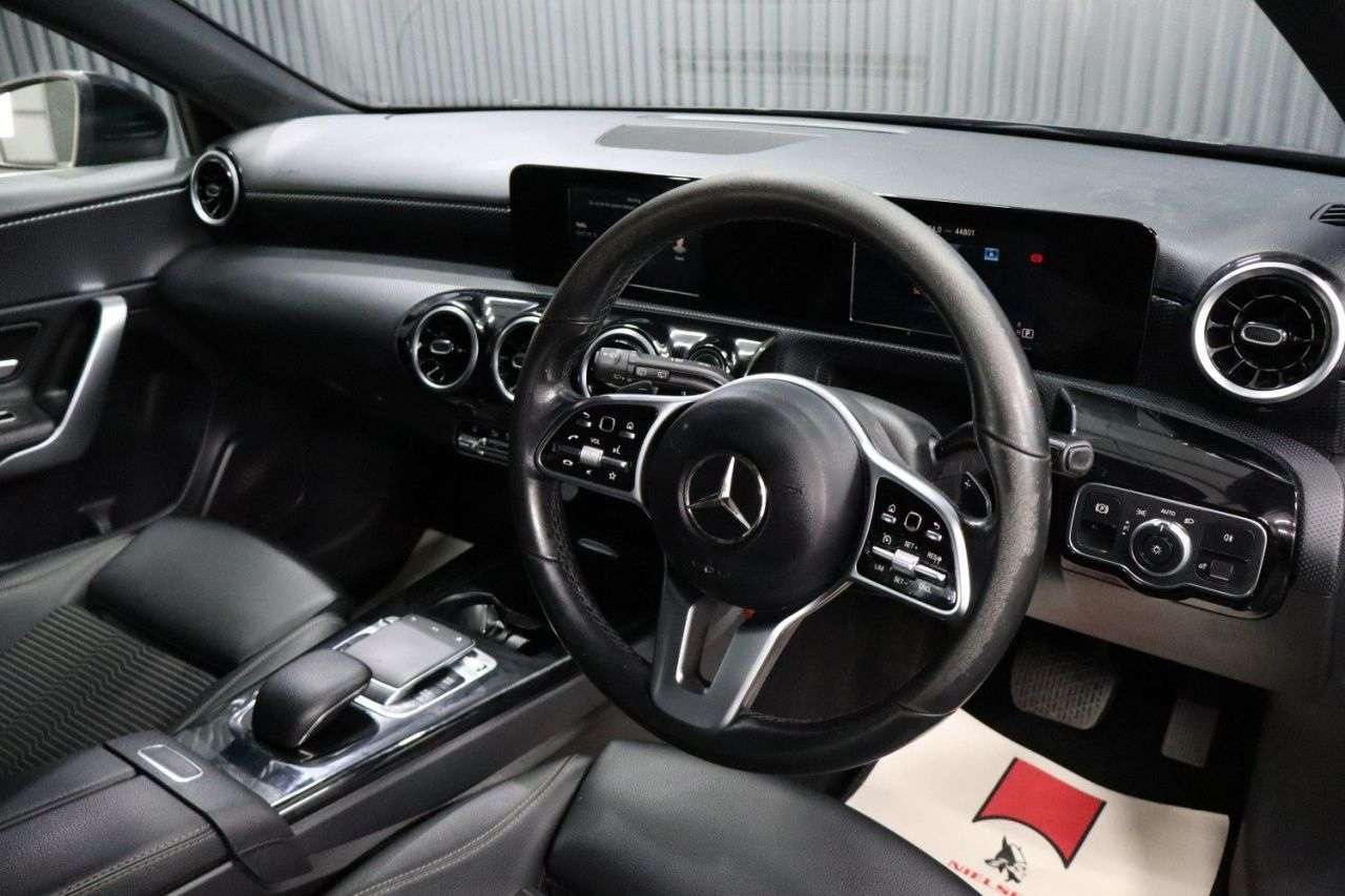2019 MERCEDES-BENZ A CLASS 2019 MERCEDES-BENZ A CLASS