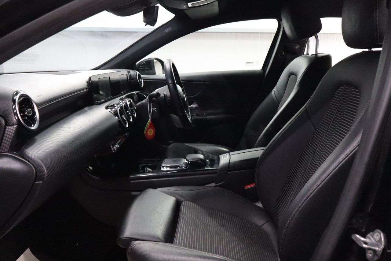 2019 MERCEDES-BENZ A CLASS 2019 MERCEDES-BENZ A CLASS