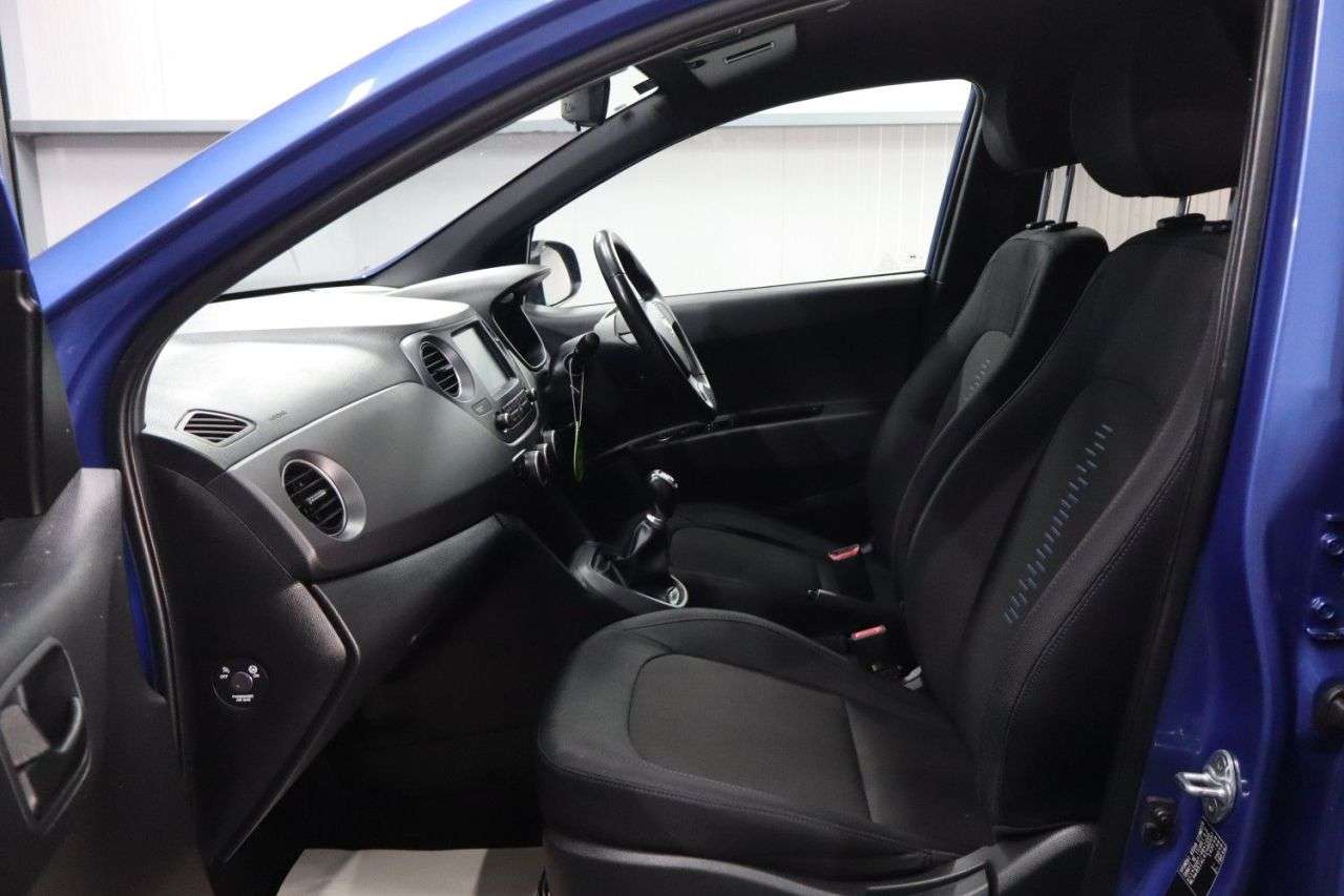 2018 HYUNDAI I10 2018 HYUNDAI I10