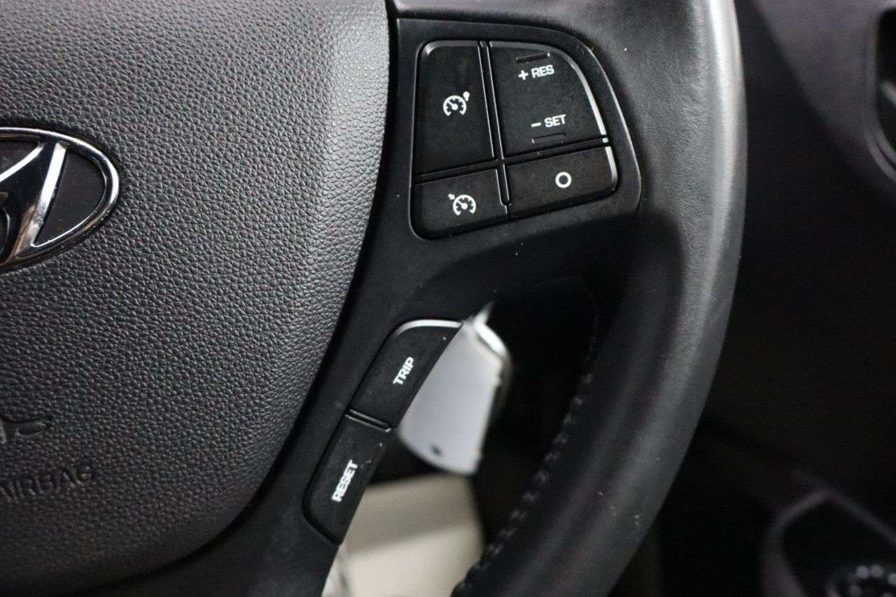 2018 HYUNDAI I10 2018 HYUNDAI I10
