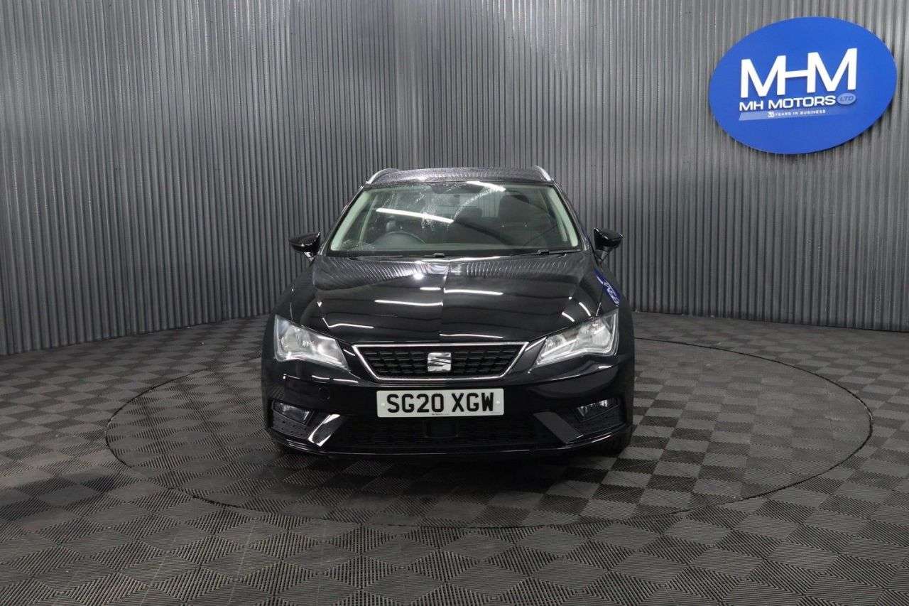 A 2020 SEAT LEON 1.6 TDI SE Estate 5dr Diesel Manual Euro 6 (s/s) (115 ps) LONG MOT / LOW IN A 2020 SEAT LEON 1.6 TDI SE Estate 5dr Diesel Manual Euro 6 (s/s) (115 ps) LONG MOT / LOW IN