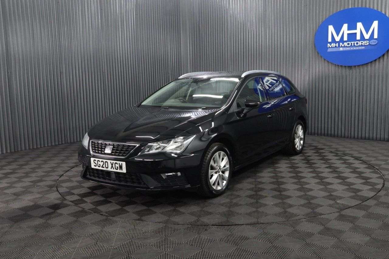 A 2020 SEAT LEON 1.6 TDI SE Estate 5dr Diesel Manual Euro 6 (s/s) (115 ps) LONG MOT / LOW IN A 2020 SEAT LEON 1.6 TDI SE Estate 5dr Diesel Manual Euro 6 (s/s) (115 ps) LONG MOT / LOW IN