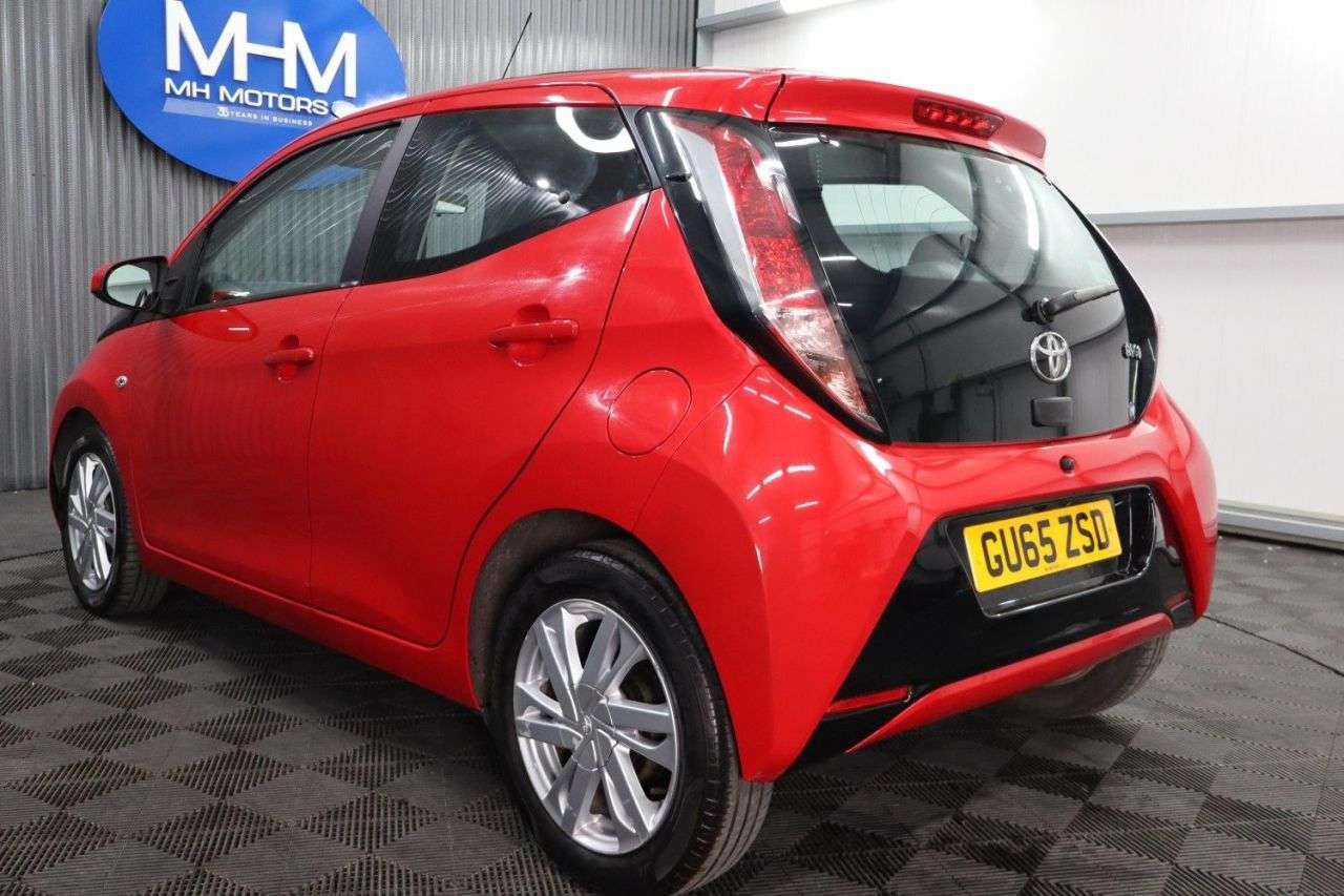 2015 TOYOTA AYGO 2015 TOYOTA AYGO