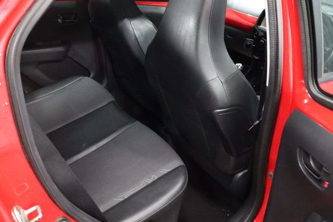 2015 TOYOTA AYGO 2015 TOYOTA AYGO