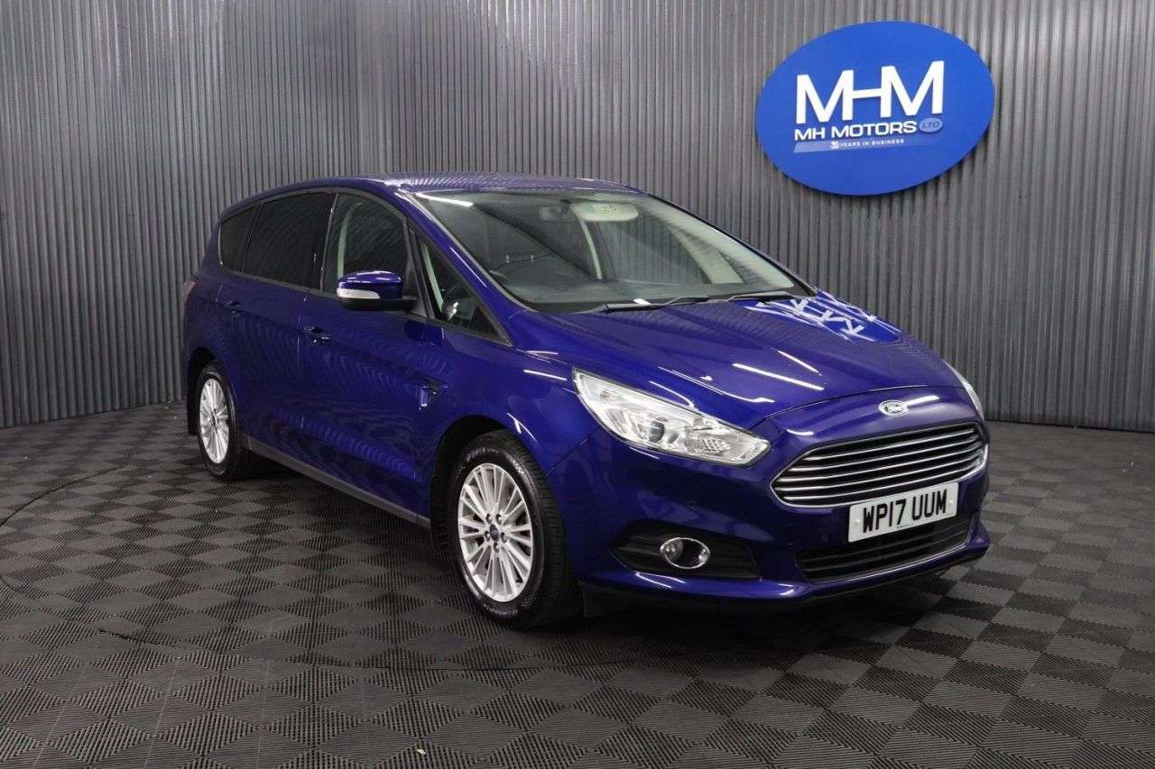 A 2017 FORD S-MAX 2.0 TDCi Zetec MPV 5dr Diesel Manual Euro 6 (s/s) (150 ps) GOOD MOTR / REAR A 2017 FORD S-MAX 2.0 TDCi Zetec MPV 5dr Diesel Manual Euro 6 (s/s) (150 ps) GOOD MOTR / REAR