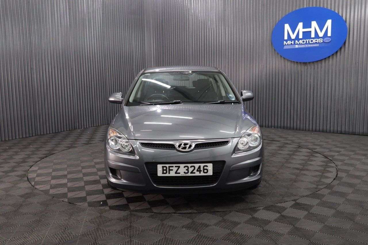 A 2010 HYUNDAI I30 1.6 Comfort Hatchback 5dr Petrol Manual Euro 4 (124 bhp) GOOD MOT / TWO KEY A 2010 HYUNDAI I30 1.6 Comfort Hatchback 5dr Petrol Manual Euro 4 (124 bhp) GOOD MOT / TWO KEY
