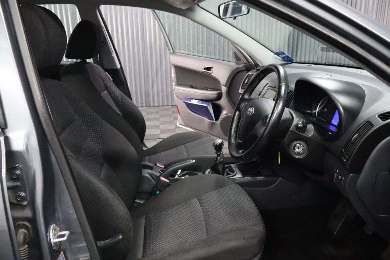 2010 HYUNDAI I30 2010 HYUNDAI I30
