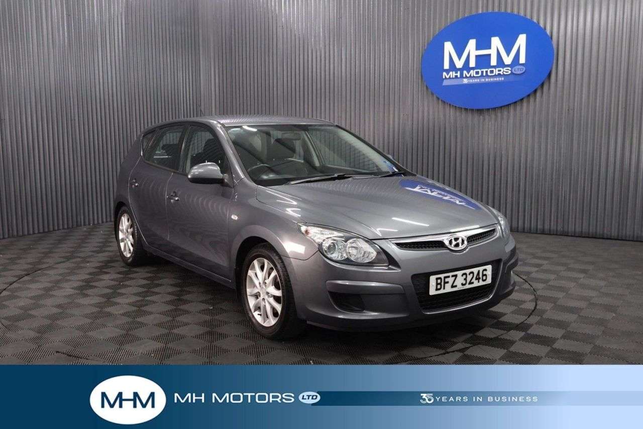 A 2010 HYUNDAI I30 1.6 Comfort Hatchback 5dr Petrol Manual Euro 4 (124 bhp) GOOD MOT / TWO KEY A 2010 HYUNDAI I30 1.6 Comfort Hatchback 5dr Petrol Manual Euro 4 (124 bhp) GOOD MOT / TWO KEY