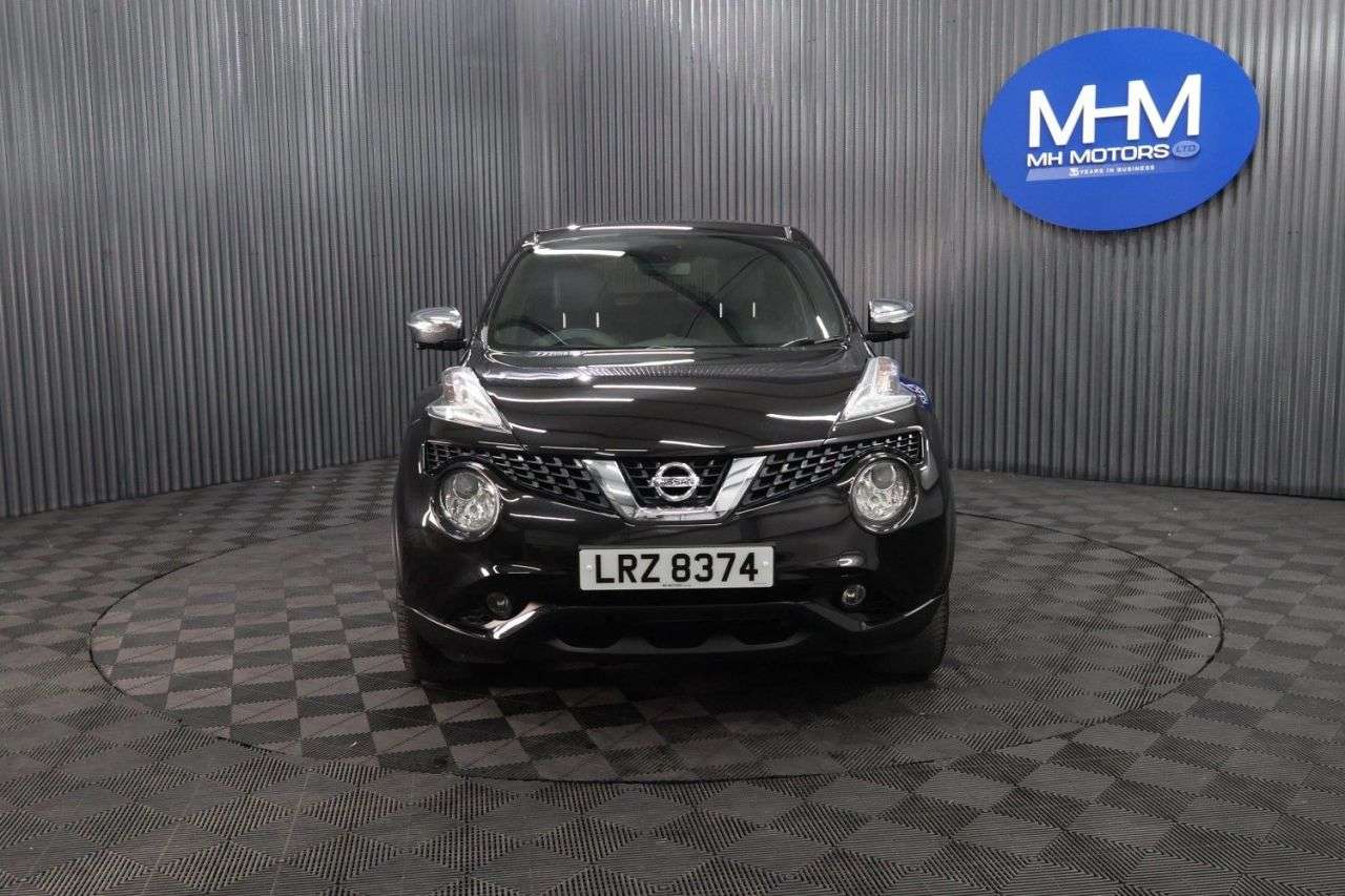 A 2017 NISSAN JUKE 1.5 dCi Tekna SUV 5dr Diesel Manual Euro 6 (s/s) (110 ps) LONG MOT / LOW RO A 2017 NISSAN JUKE 1.5 dCi Tekna SUV 5dr Diesel Manual Euro 6 (s/s) (110 ps) LONG MOT / LOW RO