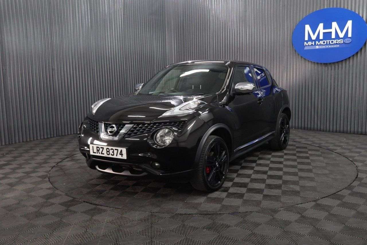 A 2017 NISSAN JUKE 1.5 dCi Tekna SUV 5dr Diesel Manual Euro 6 (s/s) (110 ps) LONG MOT / LOW RO A 2017 NISSAN JUKE 1.5 dCi Tekna SUV 5dr Diesel Manual Euro 6 (s/s) (110 ps) LONG MOT / LOW RO