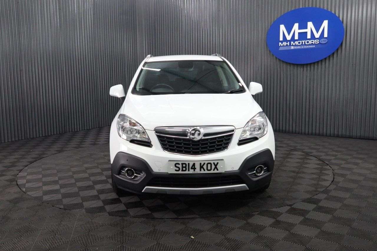 A 2014 VAUXHALL MOKKA 1.7 CDTi Exclusiv SUV 5dr Diesel Manual 2WD Euro 5 (s/s) (130 ps) LONG MOT A 2014 VAUXHALL MOKKA 1.7 CDTi Exclusiv SUV 5dr Diesel Manual 2WD Euro 5 (s/s) (130 ps) LONG MOT