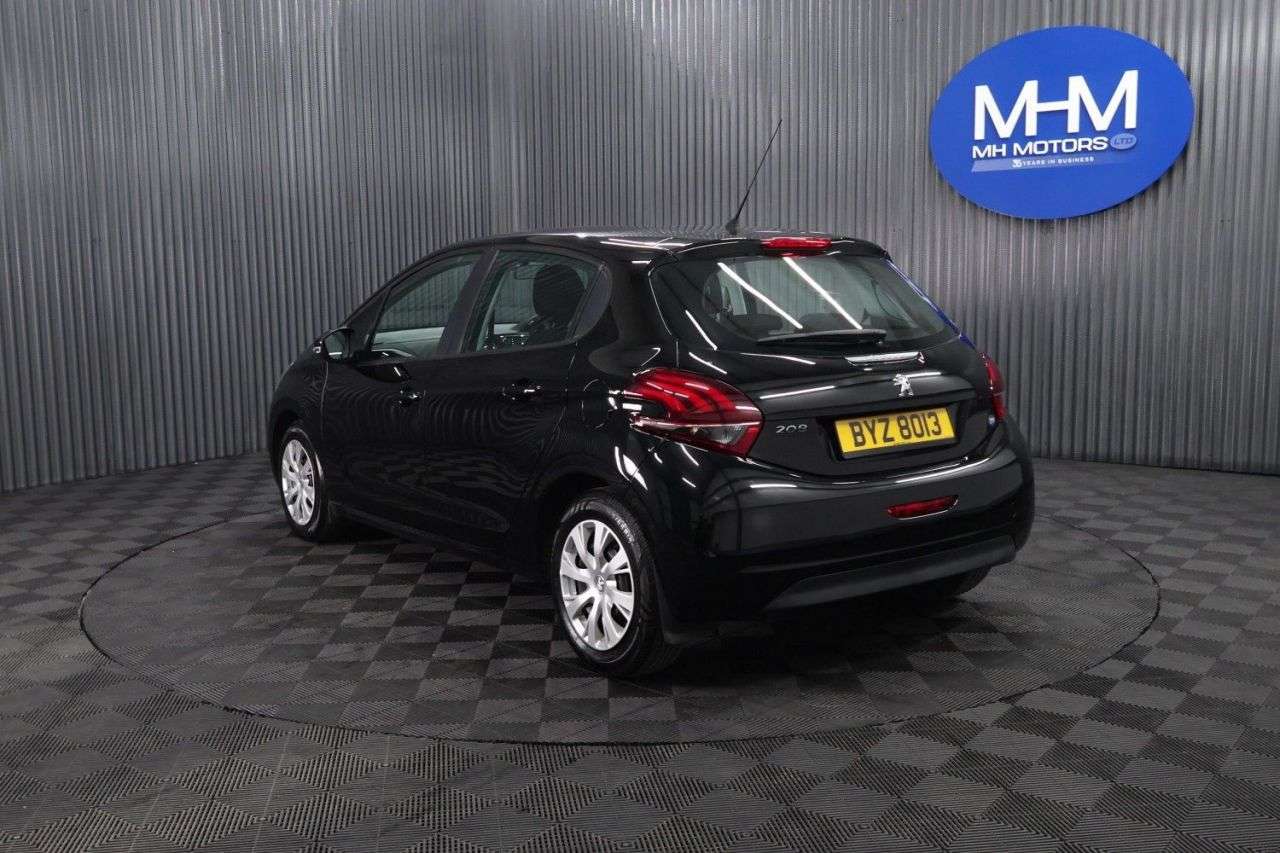 2017 PEUGEOT 208 2017 PEUGEOT 208