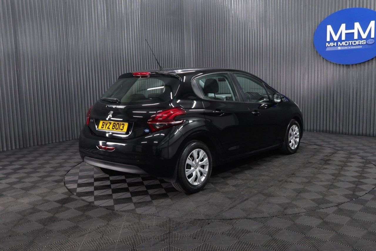 2017 PEUGEOT 208 2017 PEUGEOT 208