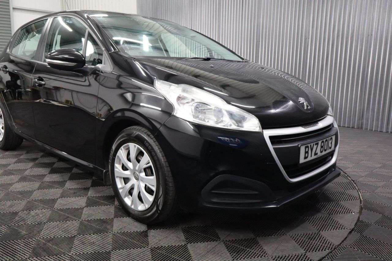 2017 PEUGEOT 208 2017 PEUGEOT 208