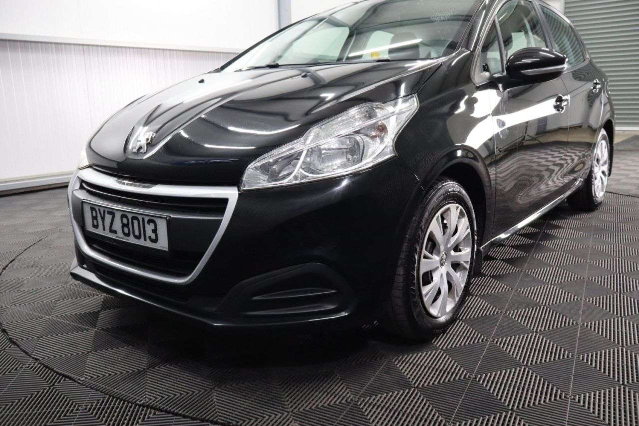 2017 PEUGEOT 208 2017 PEUGEOT 208