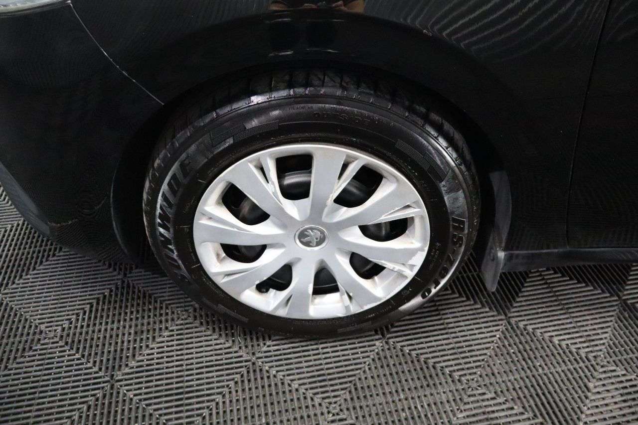 2017 PEUGEOT 208 2017 PEUGEOT 208