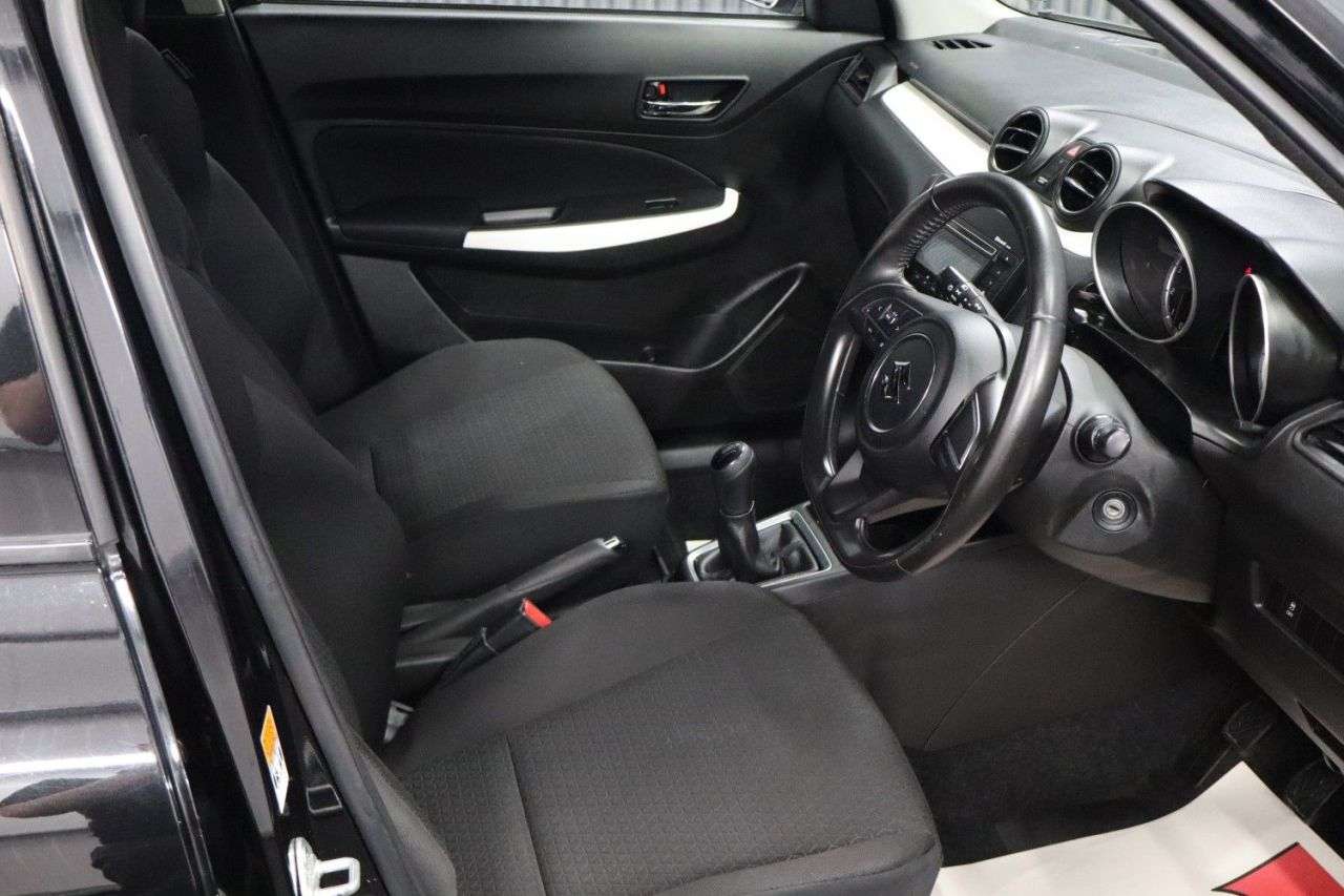 2018 SUZUKI SWIFT 2018 SUZUKI SWIFT