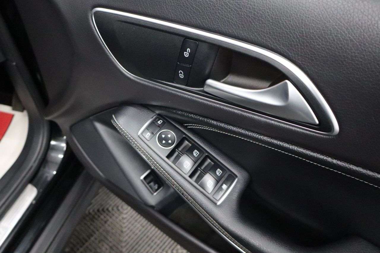 2018 MERCEDES-BENZ GLA 2018 MERCEDES-BENZ GLA