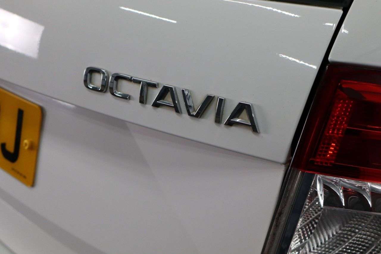 2015 SKODA OCTAVIA 2015 SKODA OCTAVIA
