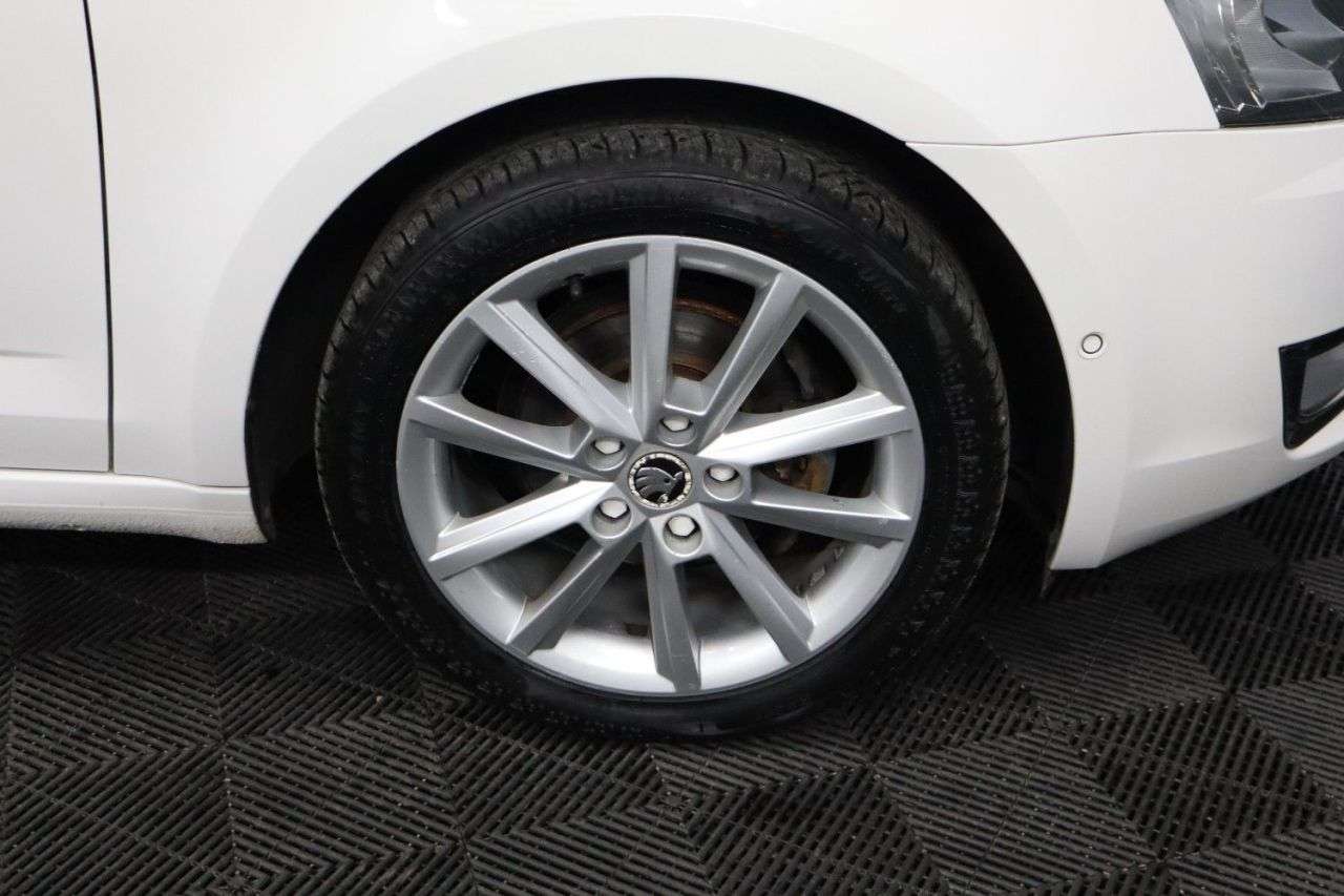 2015 SKODA OCTAVIA 2015 SKODA OCTAVIA