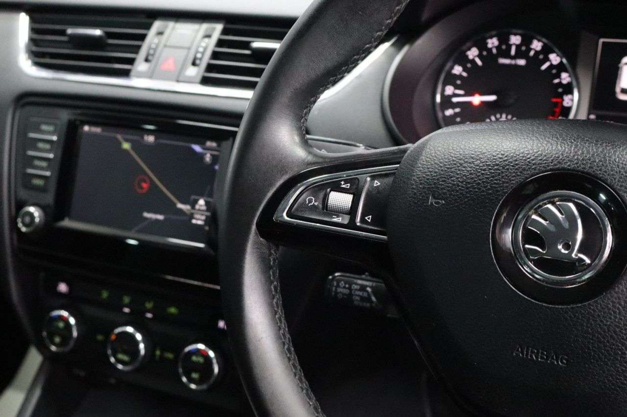 2015 SKODA OCTAVIA 2015 SKODA OCTAVIA