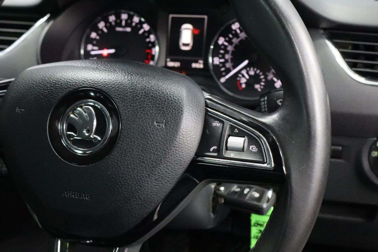 2015 SKODA OCTAVIA 2015 SKODA OCTAVIA