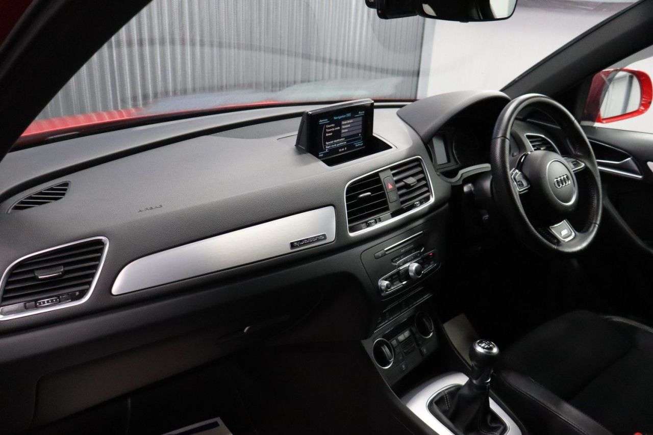 2017 AUDI Q3 2017 AUDI Q3