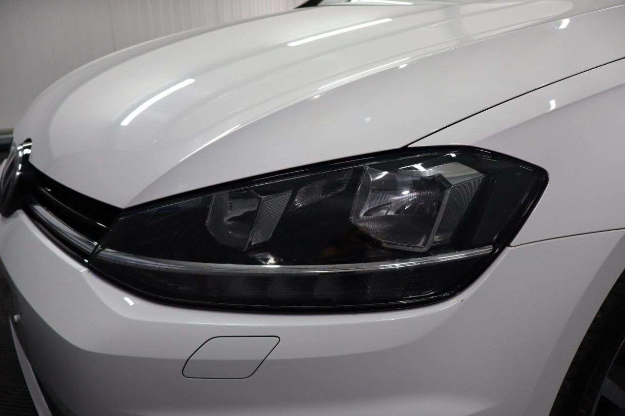2017 VOLKSWAGEN GOLF 2017 VOLKSWAGEN GOLF