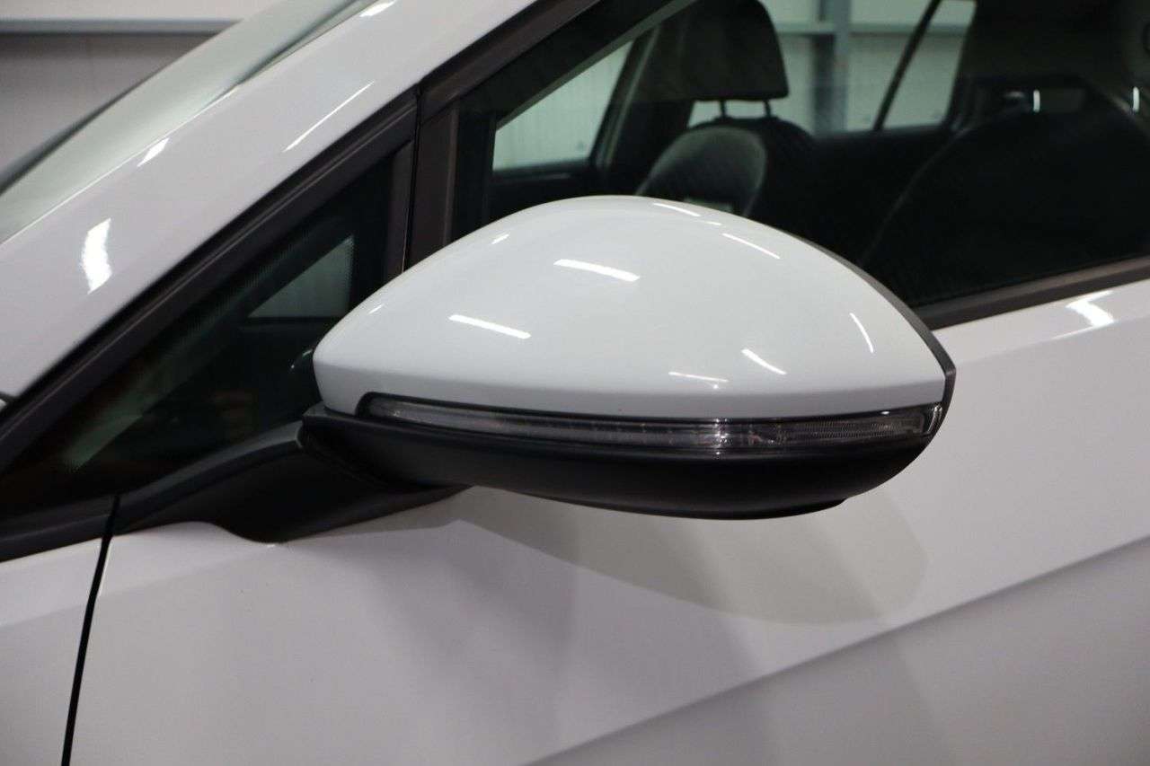 2017 VOLKSWAGEN GOLF 2017 VOLKSWAGEN GOLF