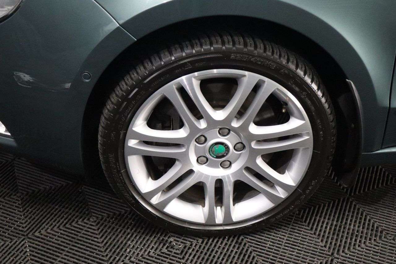 2012 SKODA SUPERB 2012 SKODA SUPERB