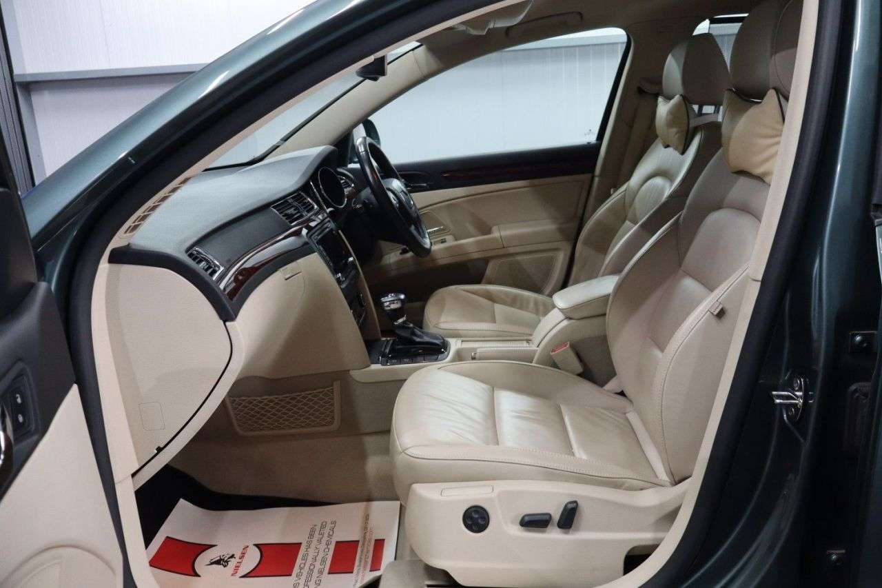 2012 SKODA SUPERB 2012 SKODA SUPERB