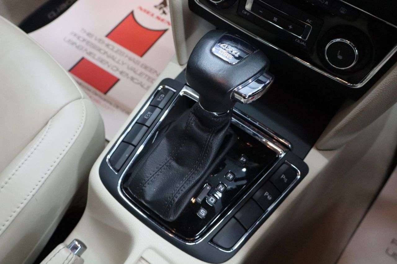 2012 SKODA SUPERB 2012 SKODA SUPERB