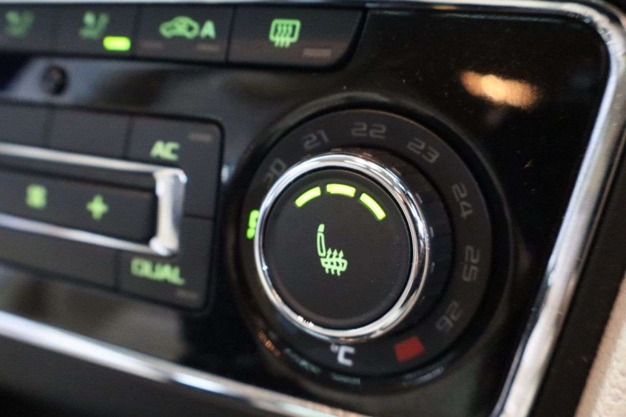 2012 SKODA SUPERB 2012 SKODA SUPERB