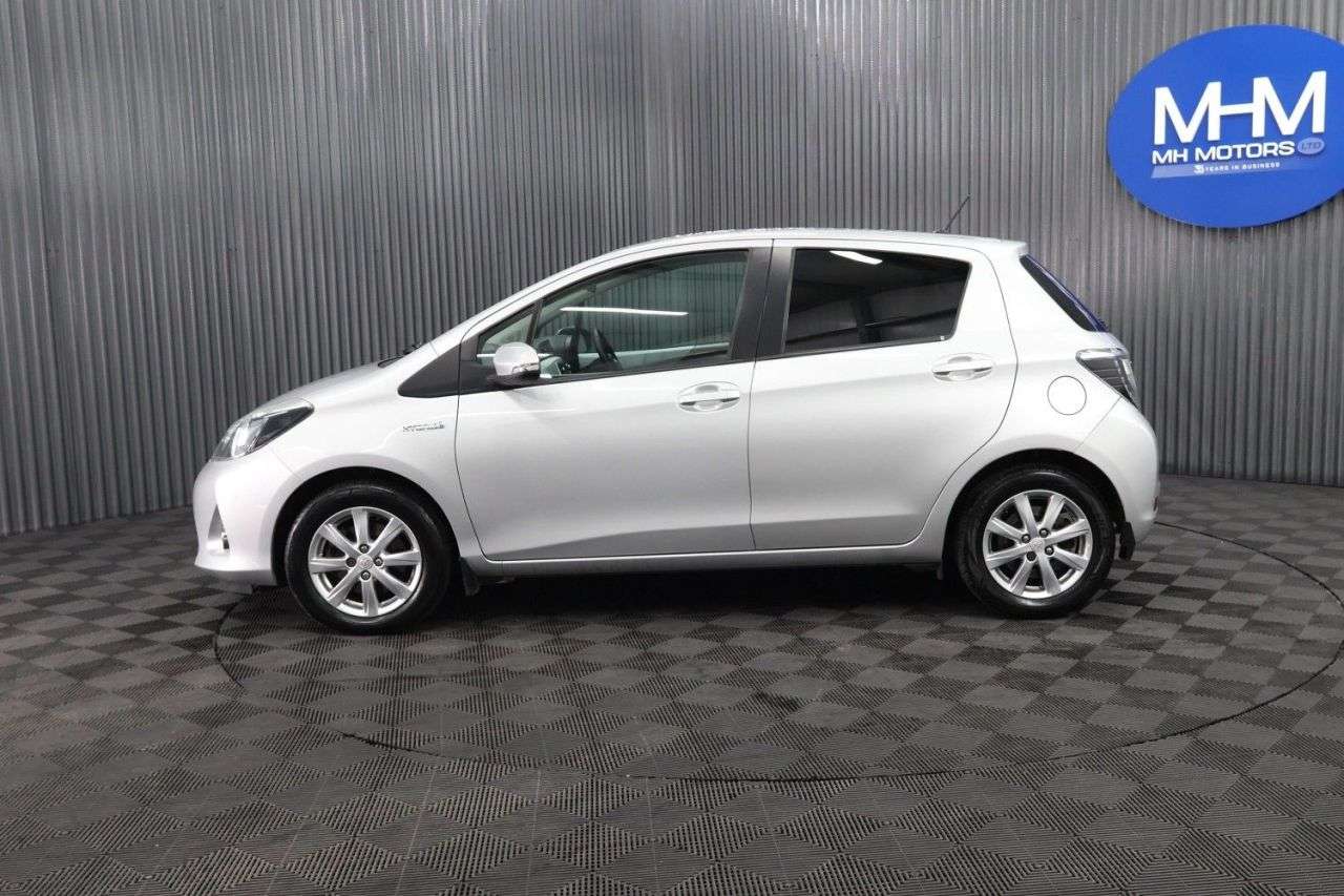 2013 TOYOTA YARIS 2013 TOYOTA YARIS