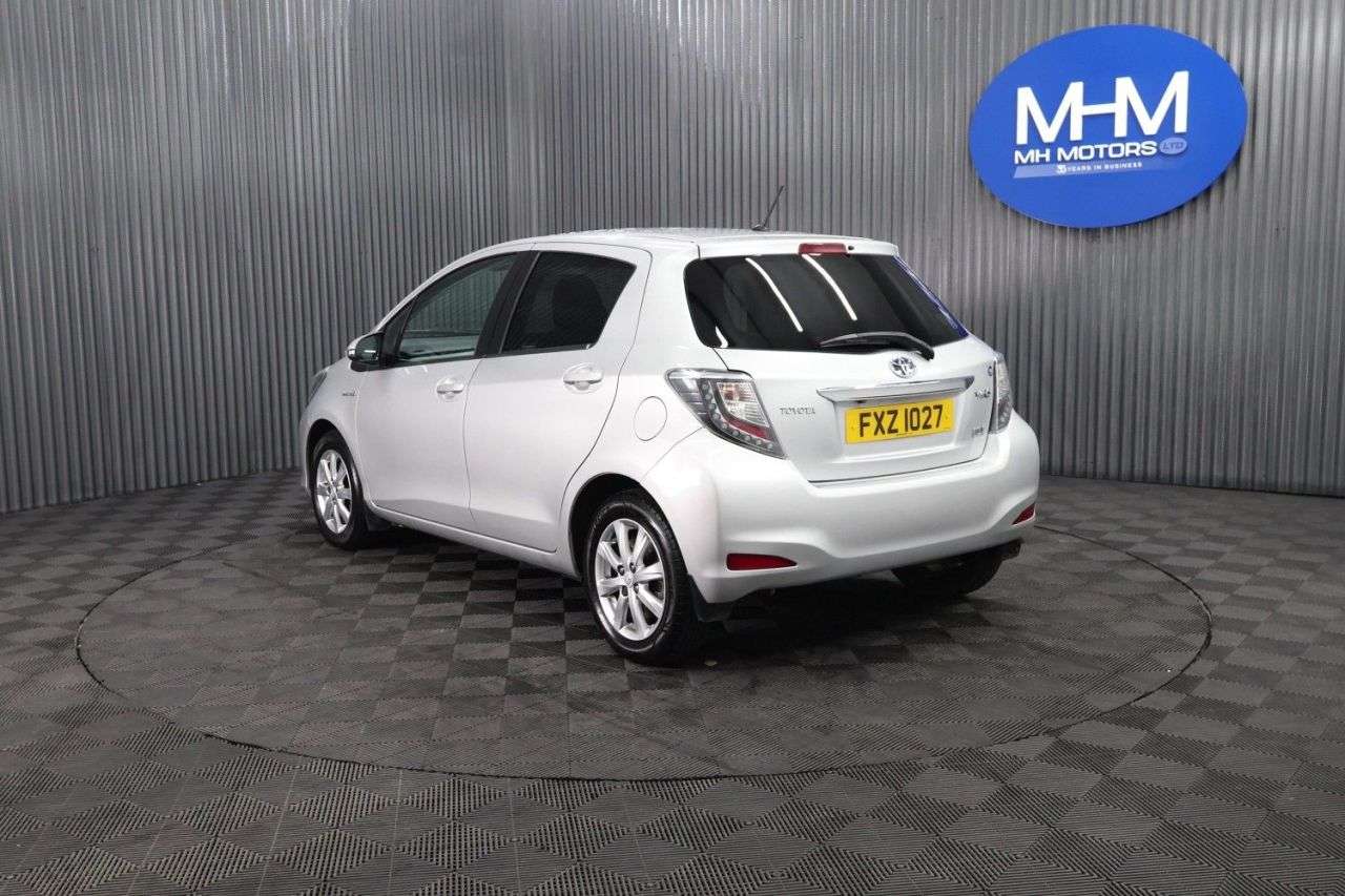 2013 TOYOTA YARIS 2013 TOYOTA YARIS