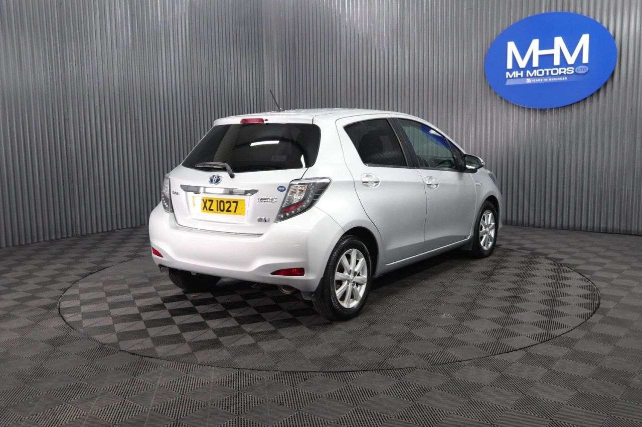2013 TOYOTA YARIS 2013 TOYOTA YARIS