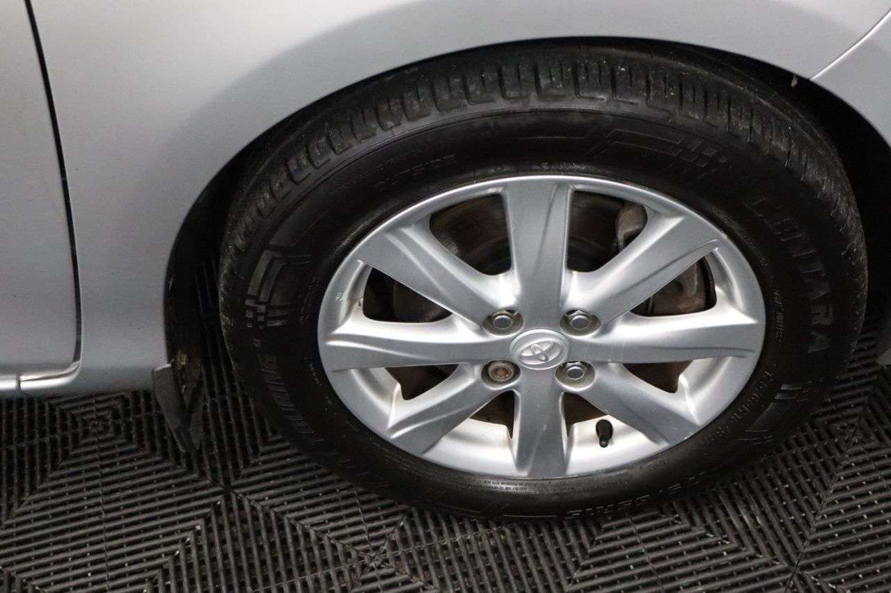 2013 TOYOTA YARIS 2013 TOYOTA YARIS