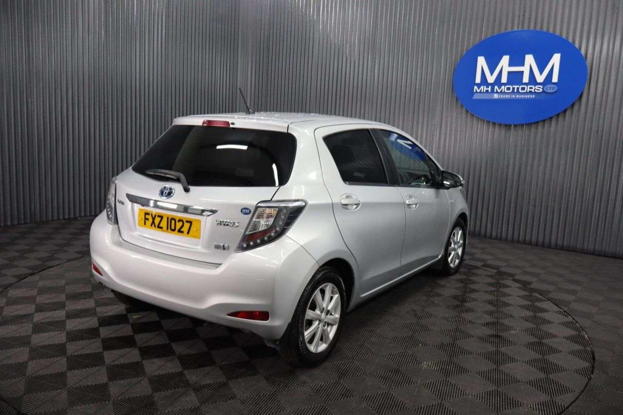 2013 TOYOTA YARIS 2013 TOYOTA YARIS