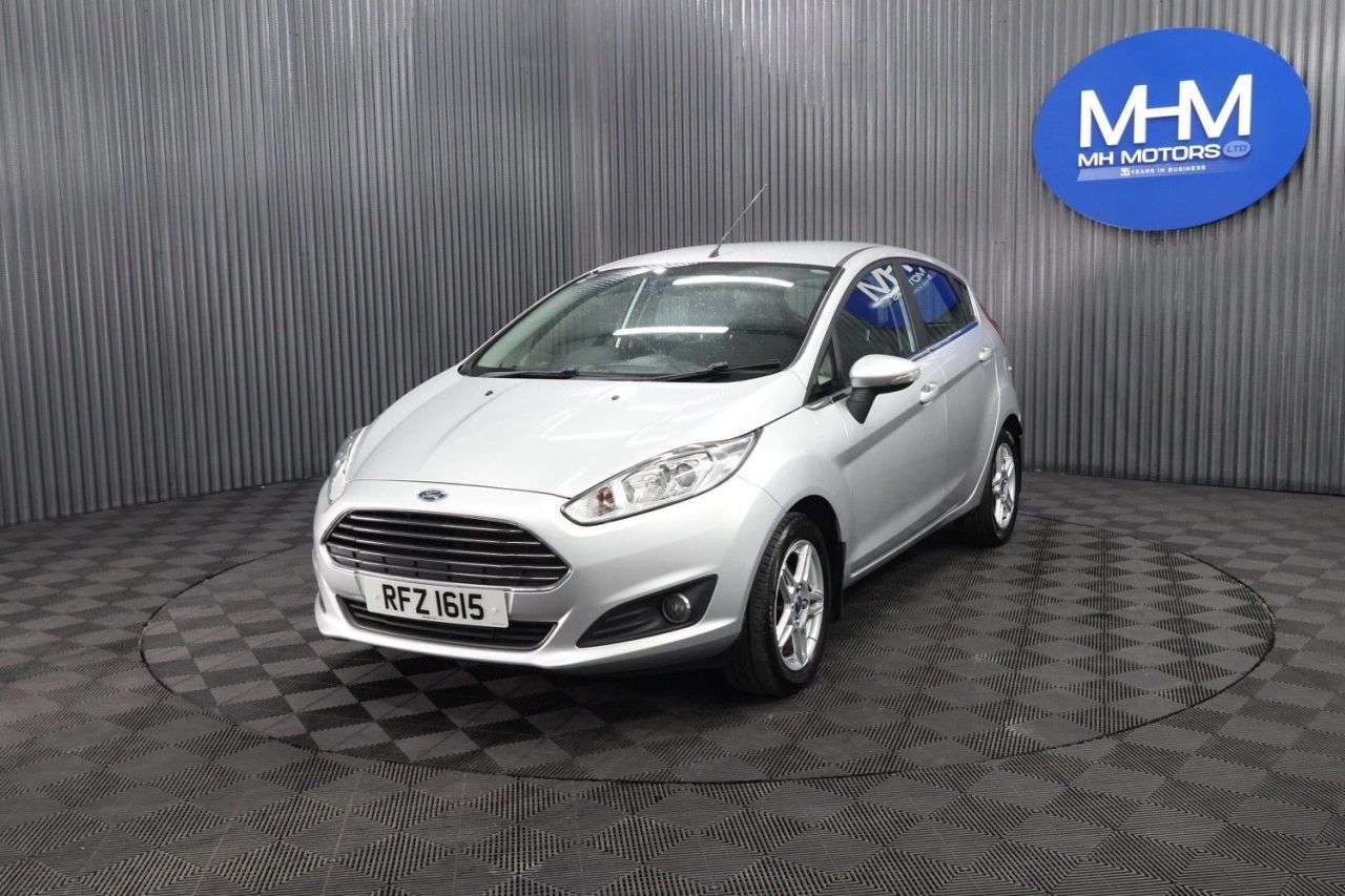 A 2014 FORD FIESTA 1.25 Zetec Hatchback 5dr Petrol Manual Euro 5 (82 ps) LOW ROAD TAX & LOW IN A 2014 FORD FIESTA 1.25 Zetec Hatchback 5dr Petrol Manual Euro 5 (82 ps) LOW ROAD TAX & LOW IN