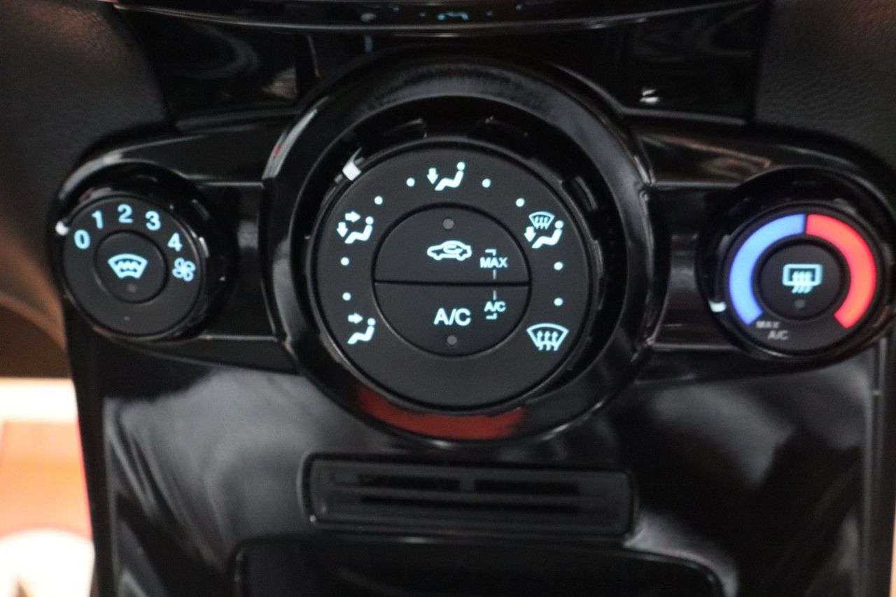 2014 FORD FIESTA 2014 FORD FIESTA