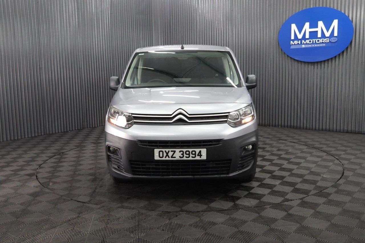 A 2020 CITROEN BERLINGO 1.6 BlueHDi 1000 Enterprise M Panel Van 5dr Diesel Manual SWB Euro 6 (s/s) A 2020 CITROEN BERLINGO 1.6 BlueHDi 1000 Enterprise M Panel Van 5dr Diesel Manual SWB Euro 6 (s/s)