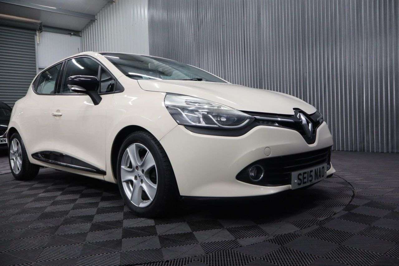 2015 RENAULT CLIO 2015 RENAULT CLIO