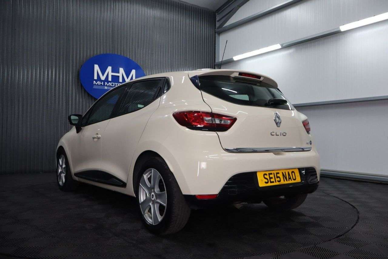 2015 RENAULT CLIO 2015 RENAULT CLIO