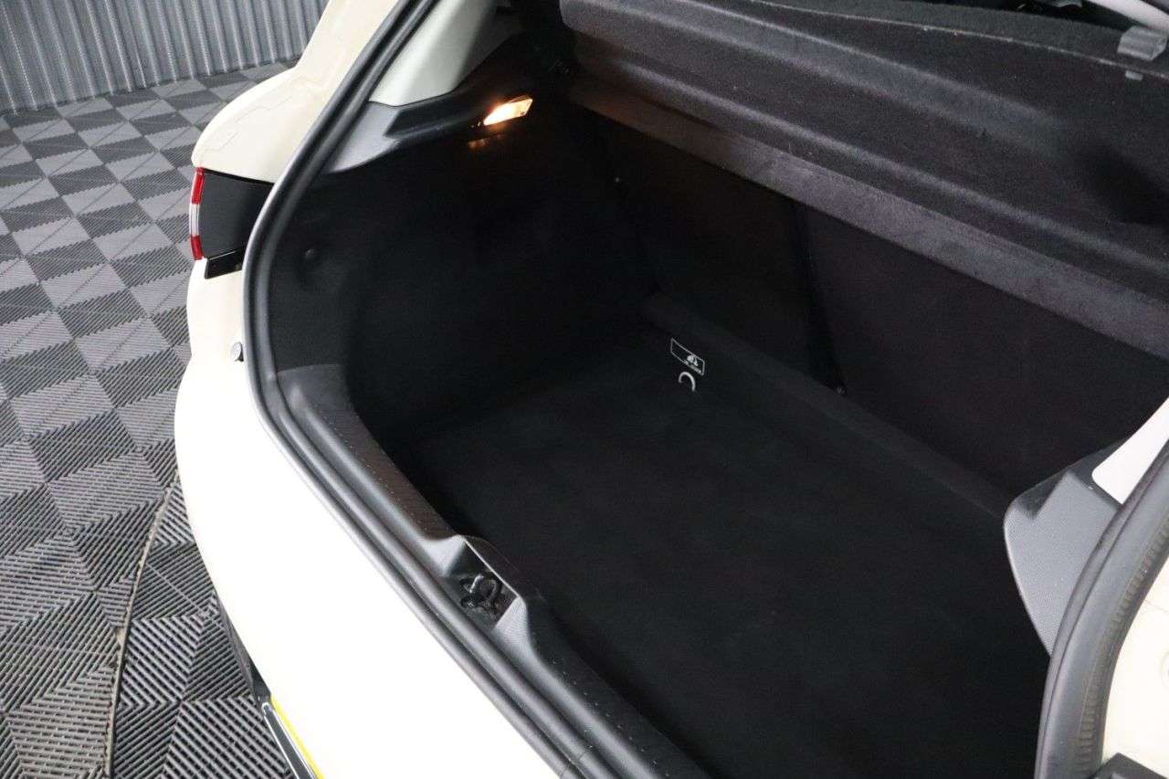 2015 RENAULT CLIO 2015 RENAULT CLIO
